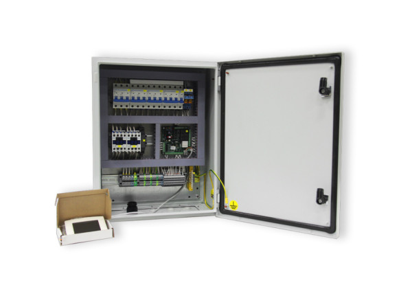 Щит управления с выносным пультом DMXGT/7,5кВт/V/Fi/HW/CW/CF/HE.2х41кВт/M-IP65